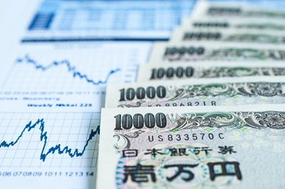 ¿Vale la pena invertir en yenes japoneses? Vea nuestros consejos.